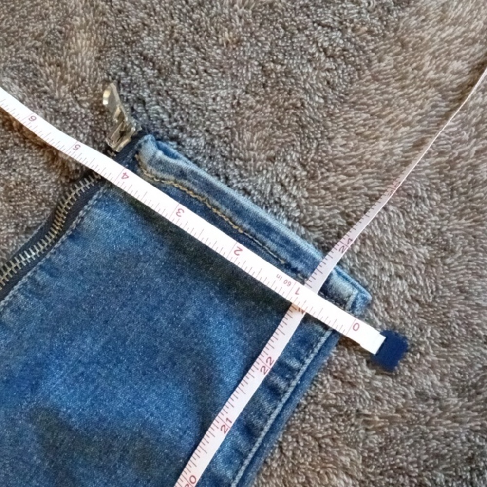 L'AGENCE Emmanuelle ankle zip jeans - Picture 8 of 11